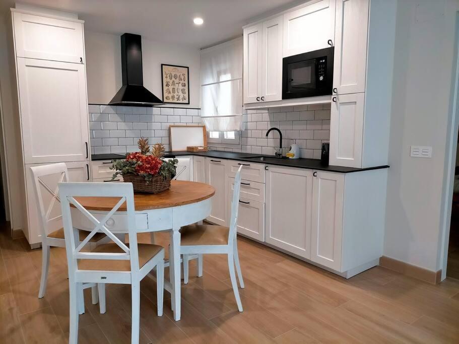 Piso Con Encanto En Pleno Centro Oviedo Eksteriør bilde